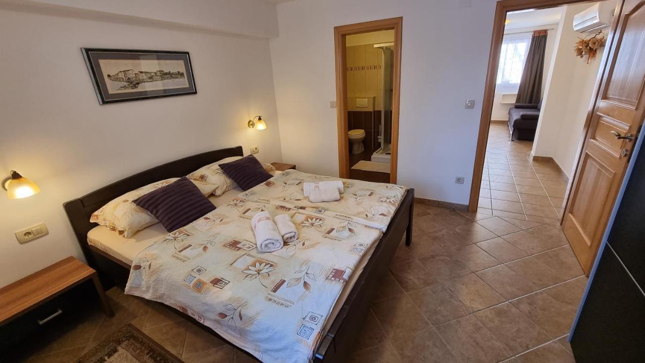 Apartmani Sidro Malinska Exterior photo