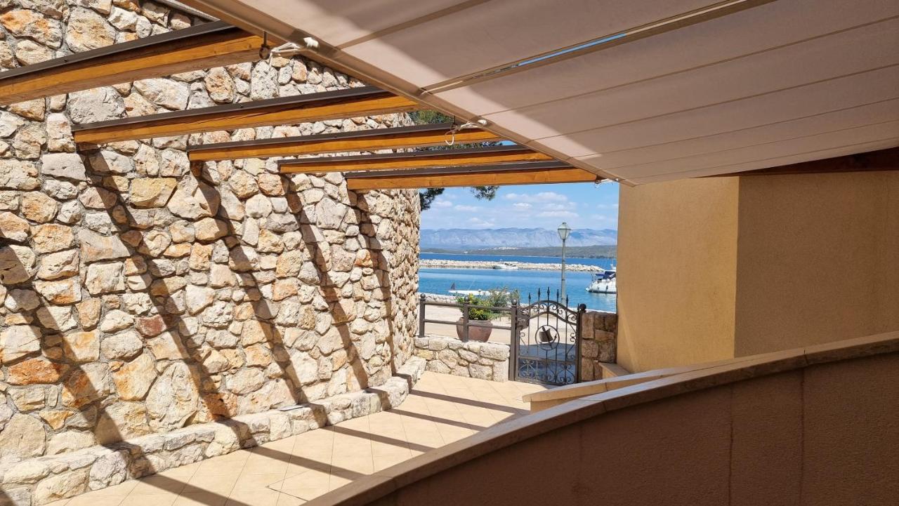 Apartmani Sidro Malinska Exterior photo