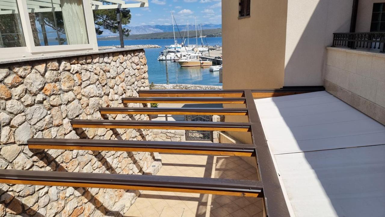 Apartmani Sidro Malinska Exterior photo